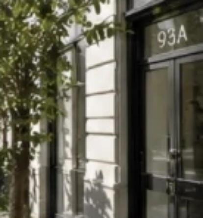 Indgangen til Godthåbsvej 93A på Frederiksberg